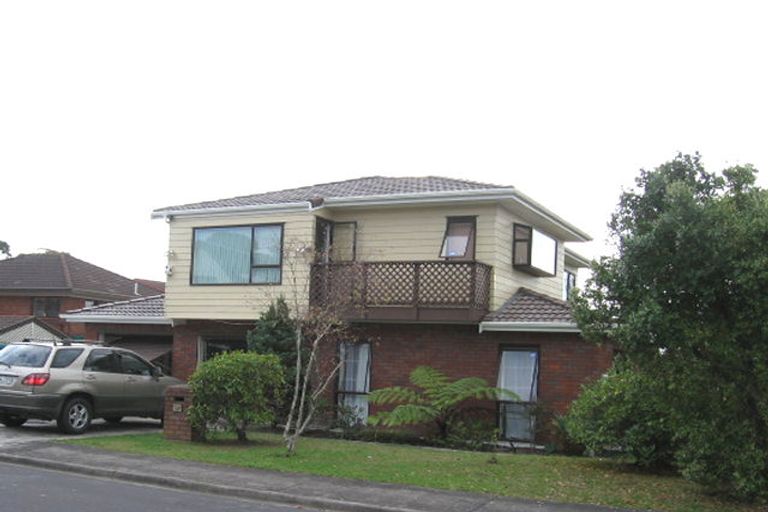 Photo of property in 14 Petrel Place, Massey, Auckland, 0614