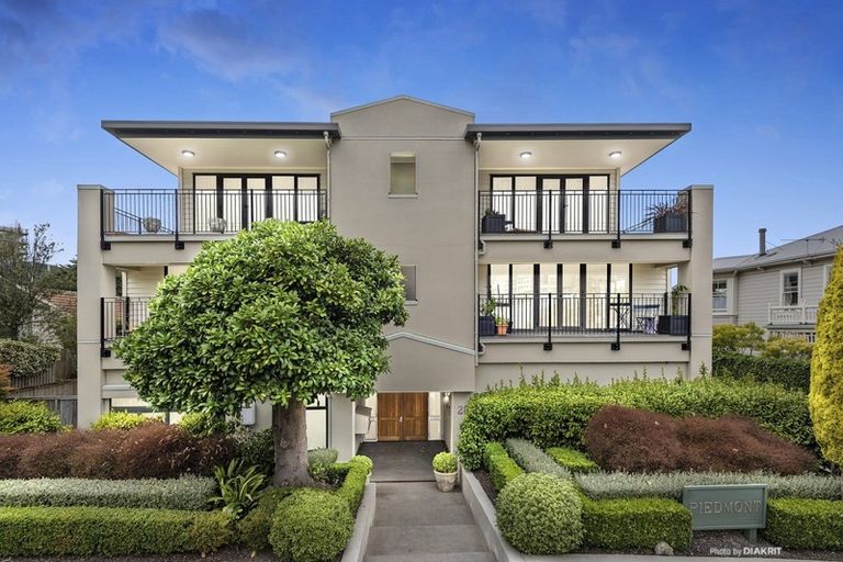 Photo of property in 28u8 Hobson Street, Thorndon, Wellington, 6011
