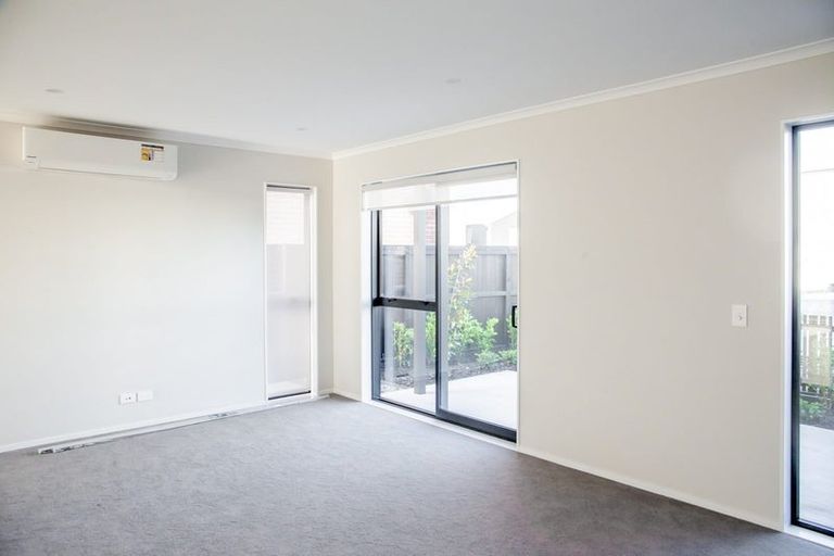 Photo of property in 20 Te Rito Road, Hobsonville, Auckland, 0616