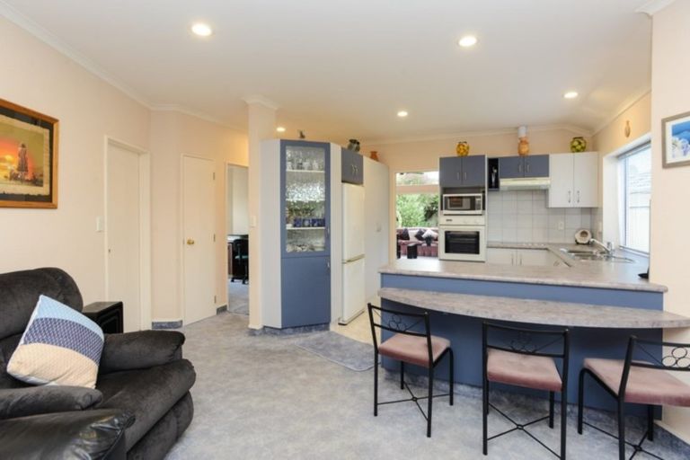 Photo of property in 9 Claridge Place, Taradale, Napier, 4112