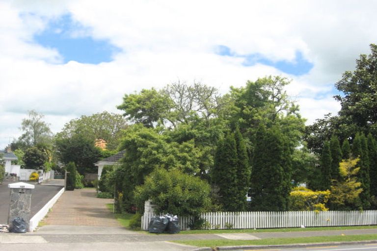 Photo of property in 127a Victoria Street, Cambridge, 3434