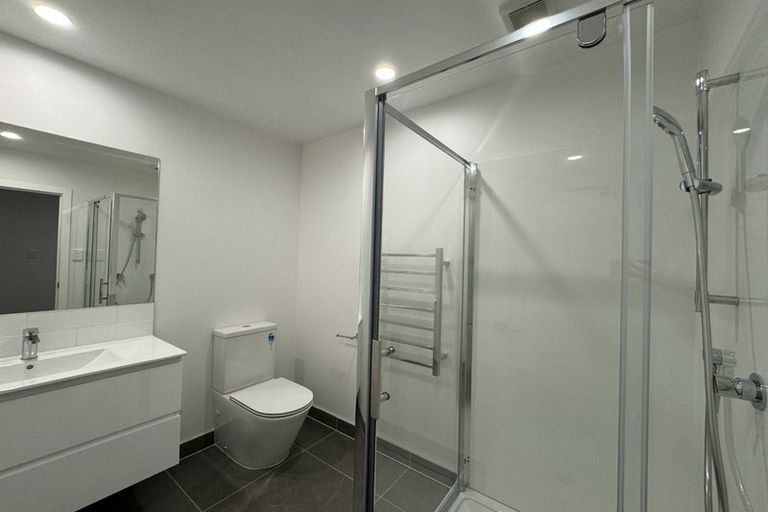 Photo of property in 4/13 Charles Street, Papatoetoe, Auckland, 2025