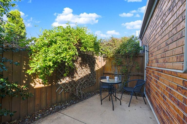 Photo of property in 54 Parade Court, Addington, Christchurch, 8024