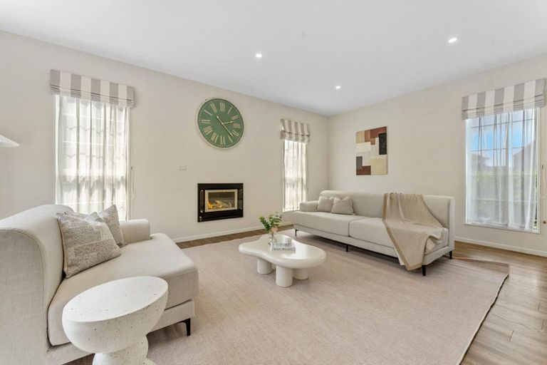 Photo of property in 21 Edgewater Drive, Karaka, Papakura, 2113