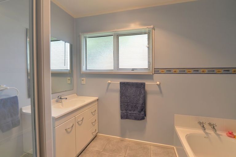 Photo of property in 21 Te Puia Street, Te Kamo, Whangarei, 0112