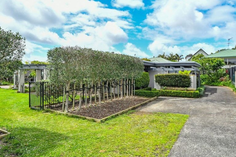 Photo of property in 12 O'connor Drive, Pukekohe, 2120