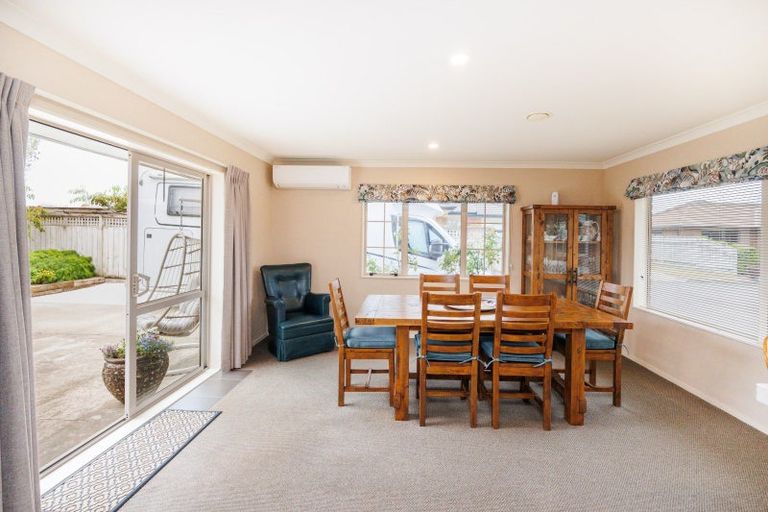Photo of property in 10 Pip Way, Omokoroa, 3114