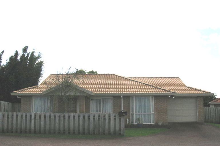 Photo of property in 24 Martin Jugum Lane, Ranui, Auckland, 0612