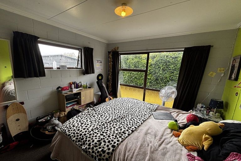Photo of property in 39 Trelawney Crescent, Westown, New Plymouth, 4310