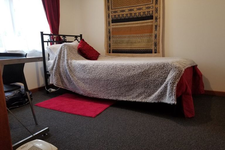Photo of property in 18a Guyton Street, Whanganui, 4500