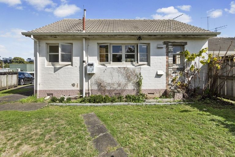 Photo of property in 25 Jellicoe Drive, Hamilton East, Hamilton, 3216