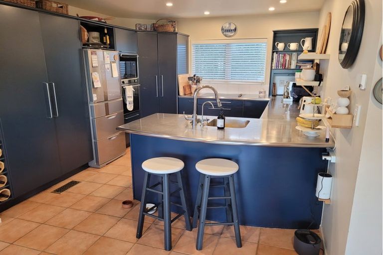 Photo of property in 2/11a Prospect Terrace, Milford, Auckland, 0620