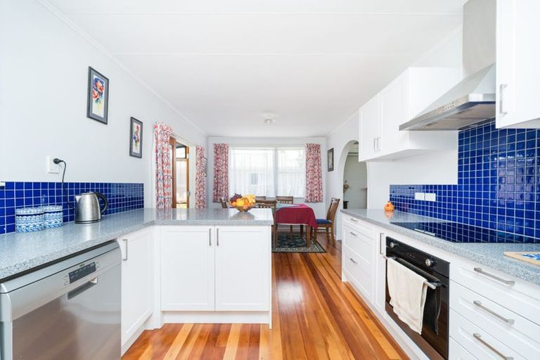 Photo of property in 5 Tingey Place, Awapuni, Palmerston North, 4412