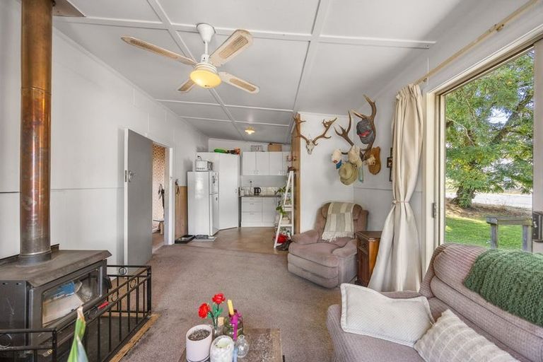 Photo of property in 1 Reid Avenue, Luggate, Cromwell, 9383