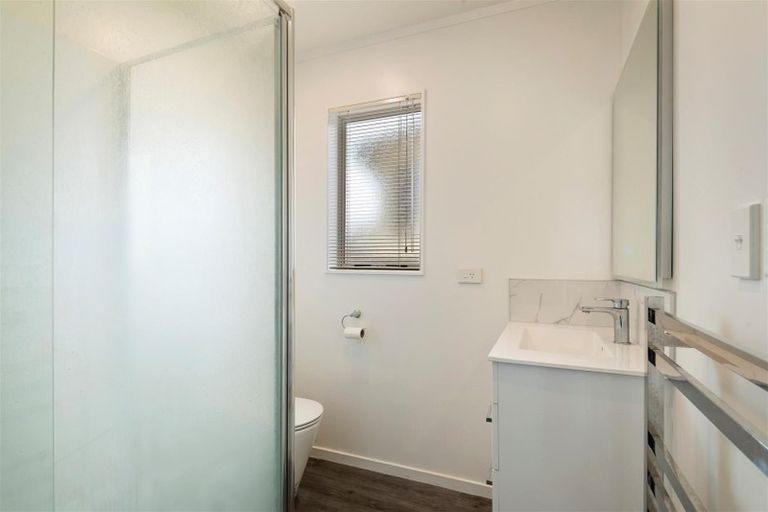 Photo of property in 6a Stella Place, Manurewa, Auckland, 2102