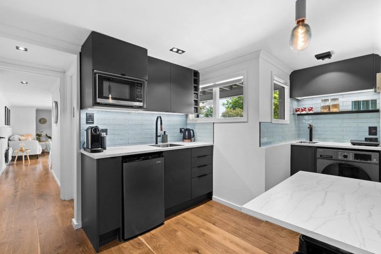 Photo of property in 55 Breadalbane Avenue, Havelock North, 4130