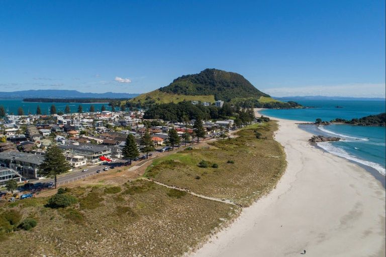 Photo of property in 45 Marine Parade, Mount Maunganui, 3116