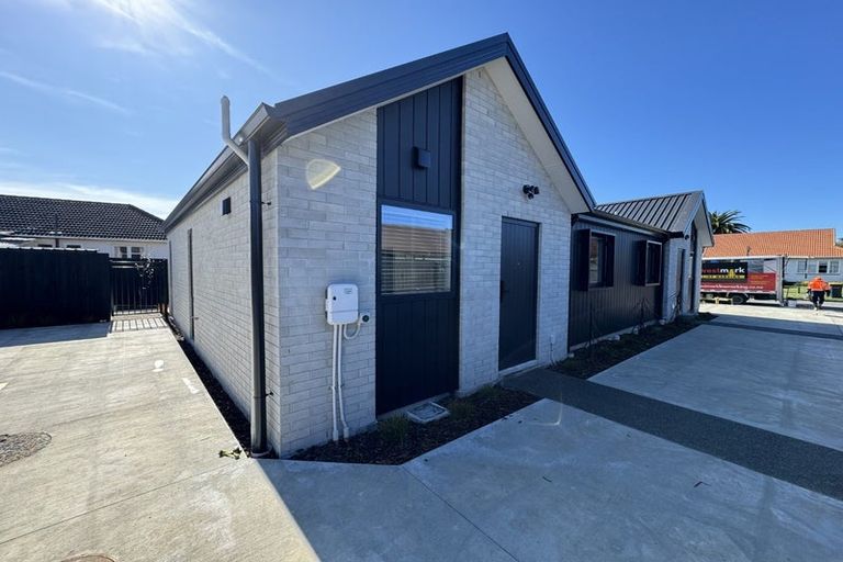 Photo of property in 2/66 Centennial Avenue, Riccarton, Christchurch, 8041