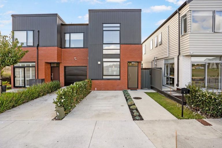 Photo of property in 1 Horomia Road, Karaka, Papakura, 2113