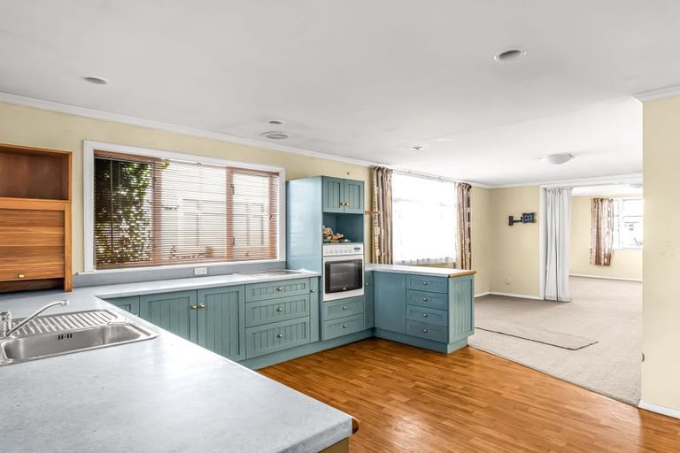 Photo of property in 35 Queen Street, Westport, 7825