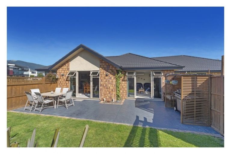 Photo of property in 14 Curtis Street, Stoke, Nelson, 7011