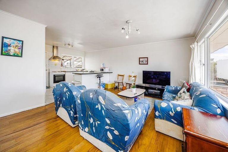 Photo of property in 3/37 Buckingham Crescent, Manukau, Auckland, 2025