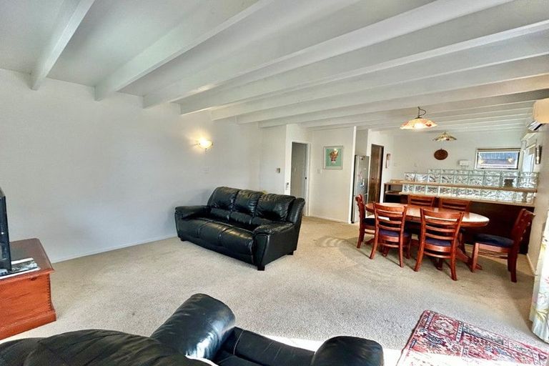 Photo of property in 1/106 Gallien Street, Saint Leonards, Hastings, 4120