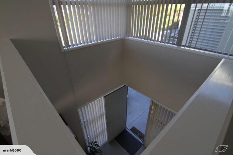 Photo of property in 27a Comber Place, Johnsonville, Wellington, 6037