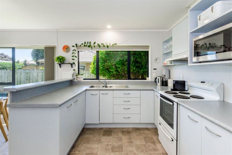 Photo of property in 49 Makarini Street, Paraparaumu, 5032