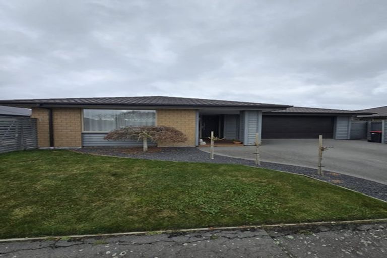 Photo of property in 77 Whincops Road, Halswell, Christchurch, 8025