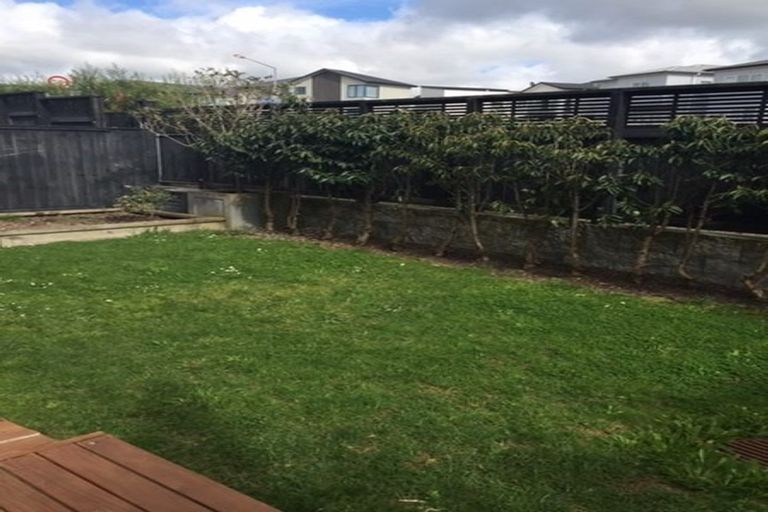 Photo of property in 4 Teal Way, Hobsonville, Auckland, 0616