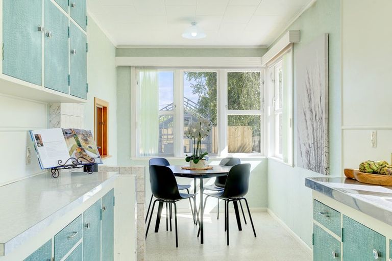 Photo of property in 21 Sundown Crescent, Melville, Hamilton, 3206