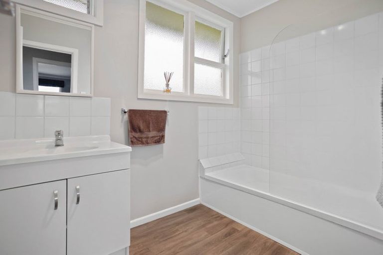 Photo of property in 10 Koreke Place, Tokoroa, 3420