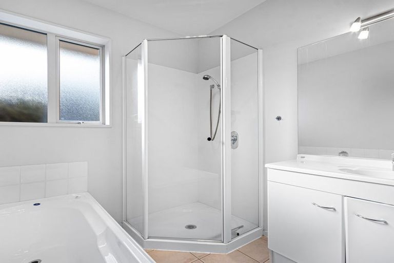 Photo of property in 8 Len Hale Place, Parklands, Christchurch, 8083