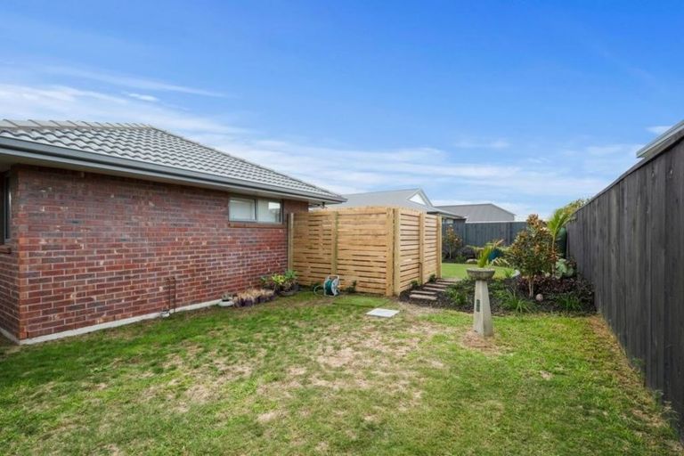 Photo of property in 87 Sandhurst Drive, Papamoa Beach, Papamoa, 3118