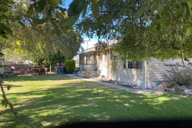 Photo of property in 6 Cobham Crescent, Omakau, 9376