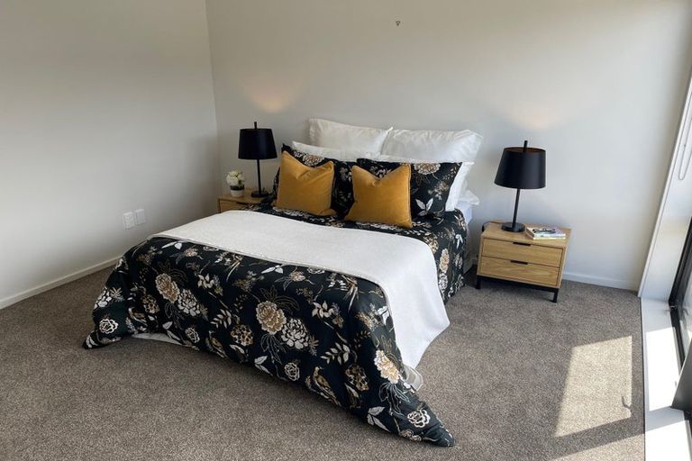 Photo of property in 149u1 Onepu Road, Lyall Bay, Wellington, 6022