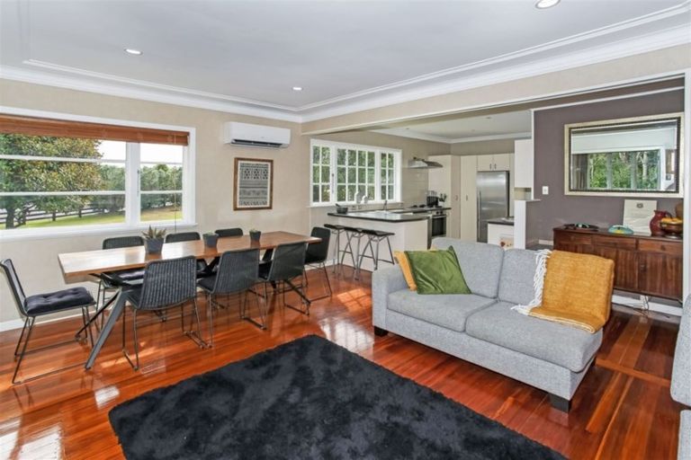 Photo of property in 171 Kitchener Road, Waiuku, 2123