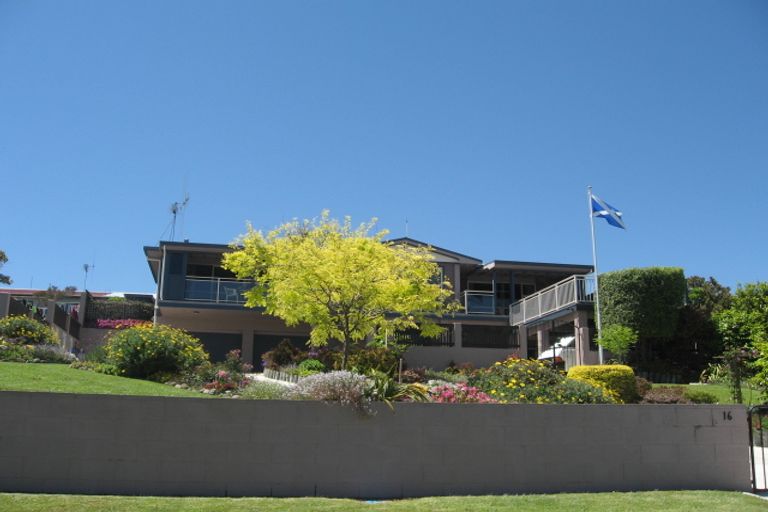 Photo of property in 16 Ngaparaoa Drive, Maketu, 3189