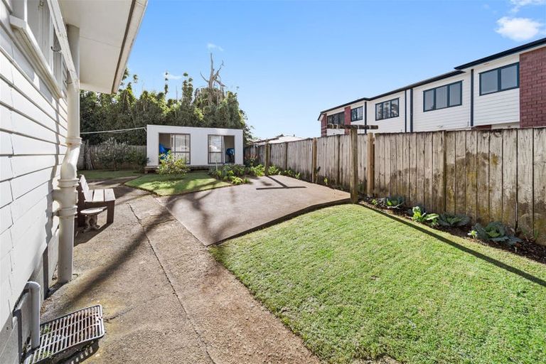 Photo of property in 66 Friesian Drive, Mangere, Auckland, 2022