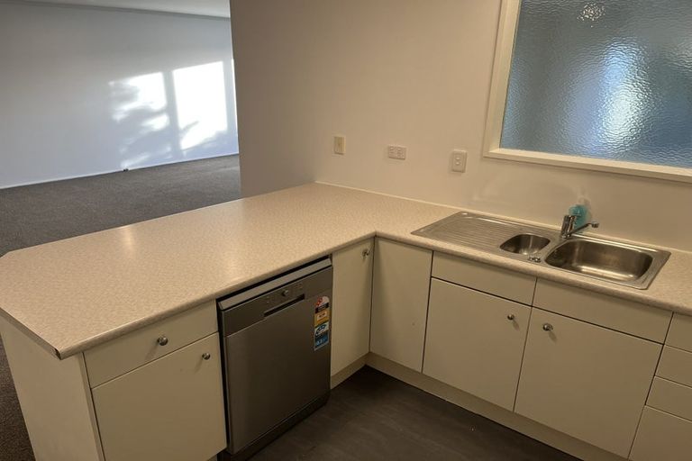 Photo of property in Grosvenor Cl, 6u4 Brown Street, Mount Cook, Wellington, 6021