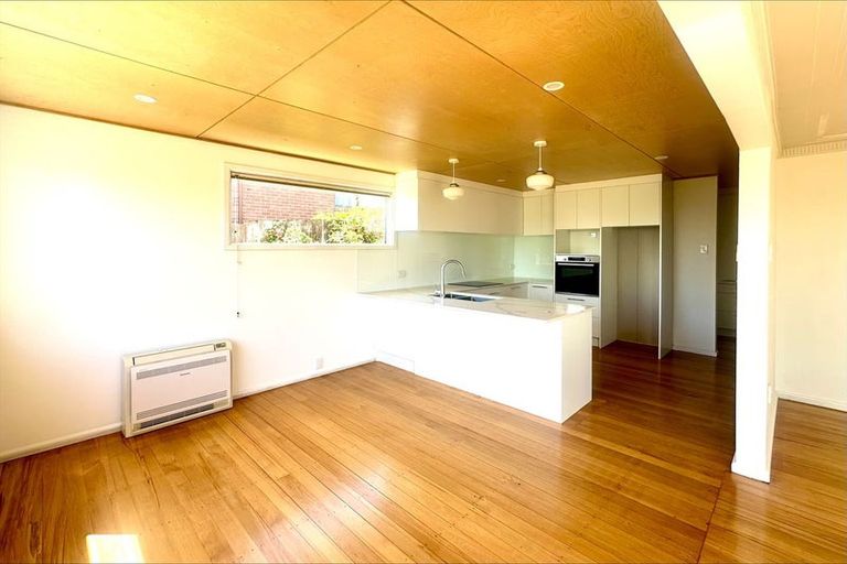 Photo of property in 21 Tamar Street, South Hill, Oamaru, 9400