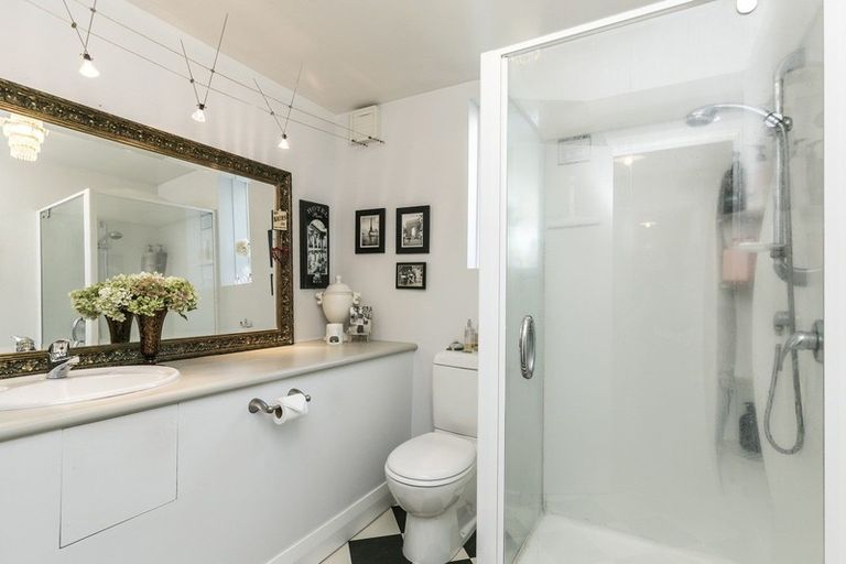 Photo of property in 537u3 Broadway, Miramar, Wellington, 6022