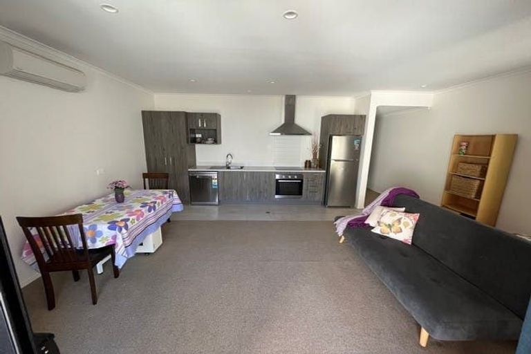 Photo of property in 266 Hobsonville Point Road, Hobsonville, Auckland, 0616