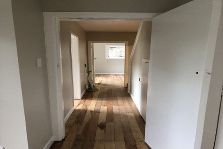 Photo of property in 38 Chaytor Street, Northland, Wellington, 6012