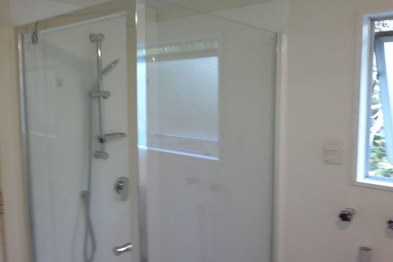 Photo of property in 89b Colwill Road, Massey, Auckland, 0614