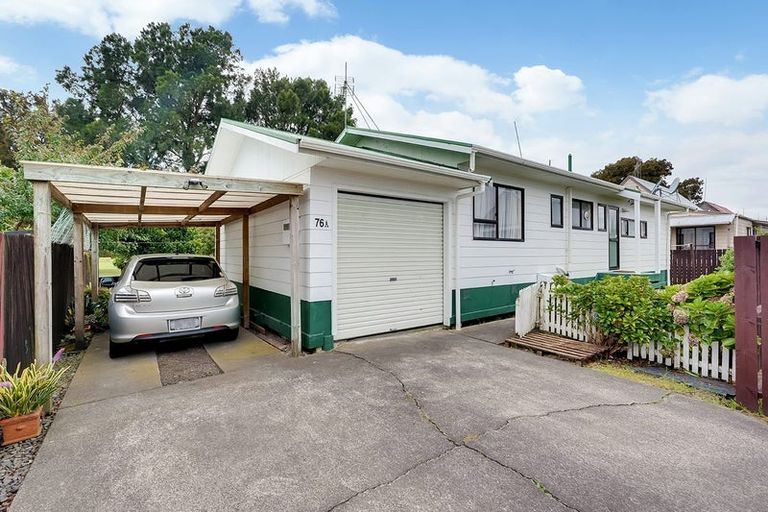 Photo of property in 76a Kahikatea Drive, Melville, Hamilton, 3206