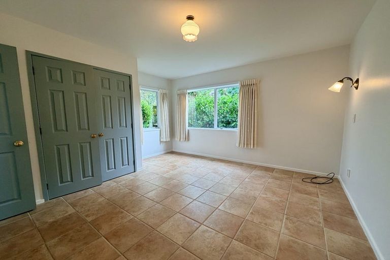 Photo of property in 2/30 Princes Street, Northcote Point, Auckland, 0627