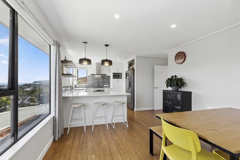 Photo of property in 71 Leeward Drive, Whitby, Porirua, 5024