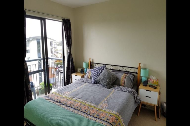 Photo of property in 6j/17 Crown Lynn Place, New Lynn, Auckland, 0600